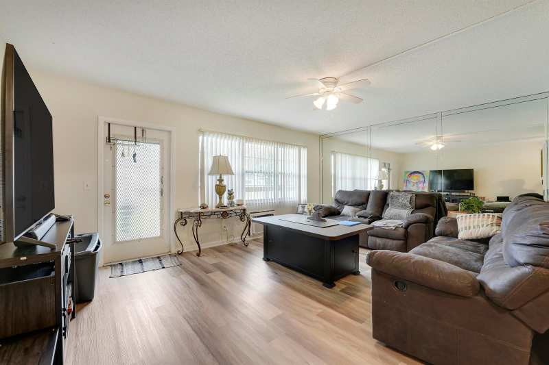 146 Mansfield D, Boca Raton FL 33434