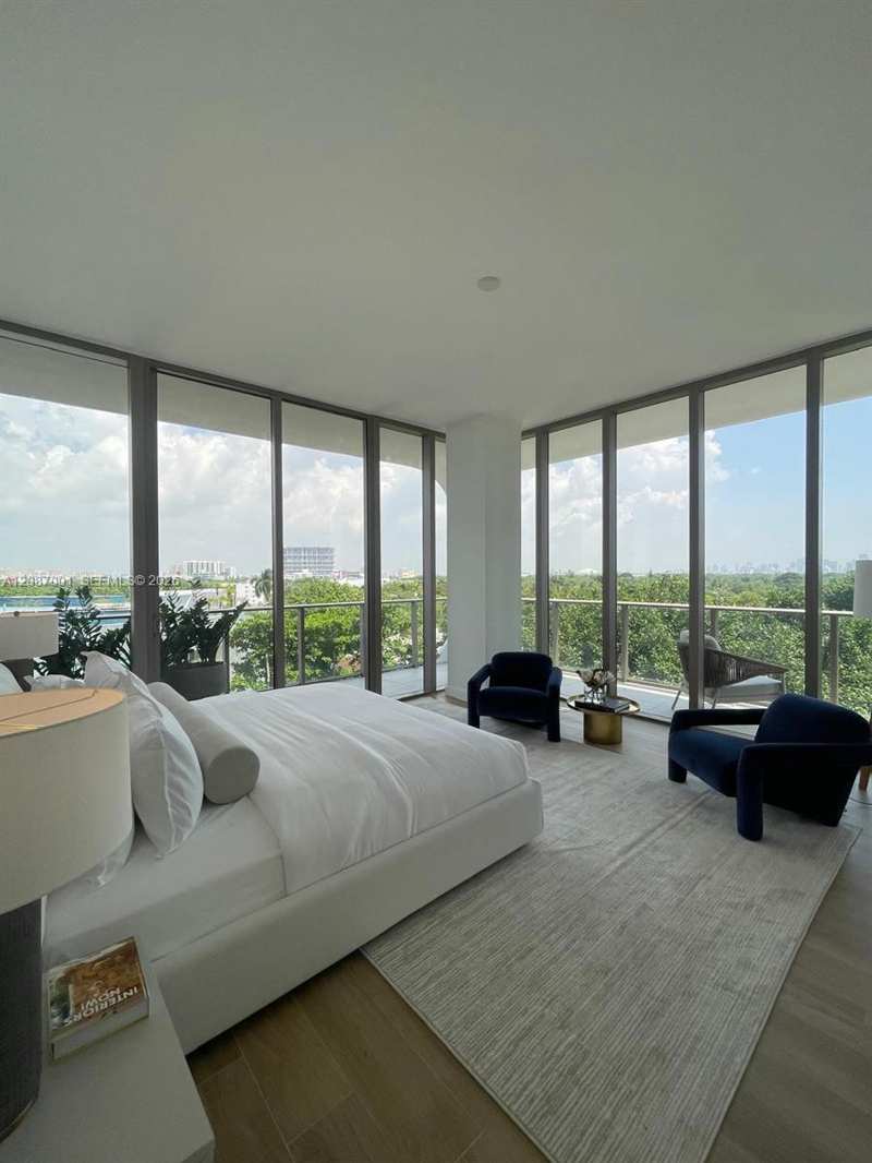 2678 Tigertail Ave # 502, Miami FL 33133
