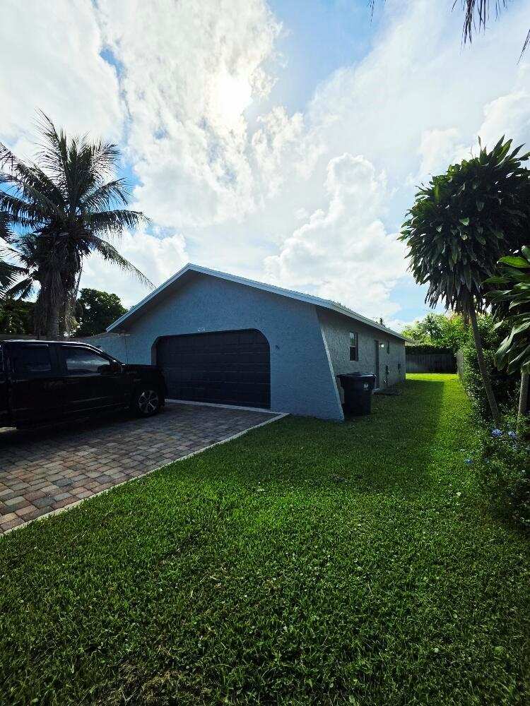12758 Guilford Circle, Wellington FL 33414