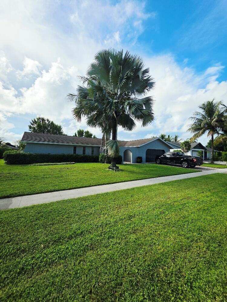 12758 Guilford Circle, Wellington FL 33414