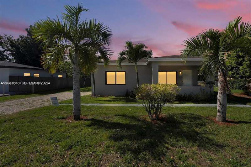 2320 NW 95th St # 1, Miami FL 33147