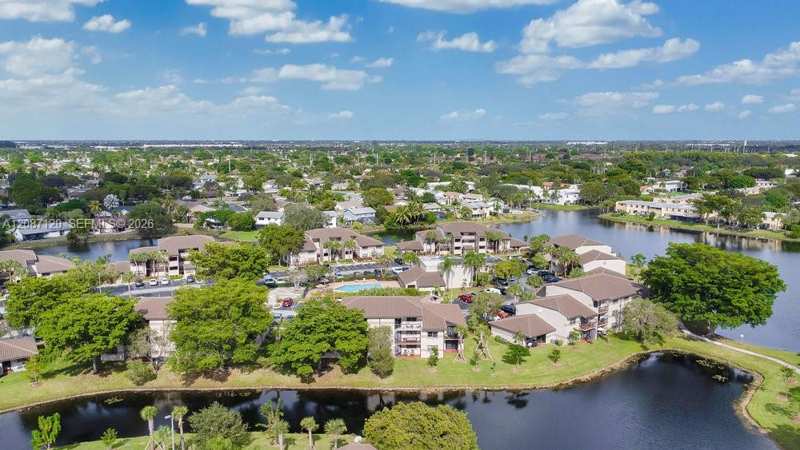 9894 Nob Hill Ln # 9894, Sunrise FL 33351