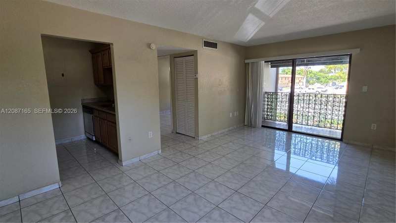 7429 SW 152nd Ave # 201, Miami FL 33193