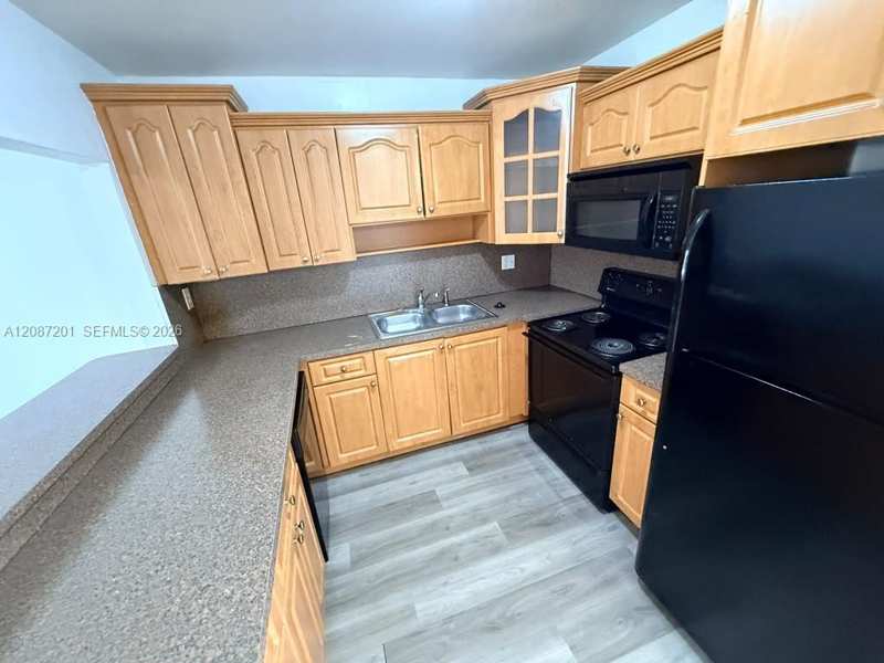 6125 W 20th Ave # 312, Hialeah FL 33012