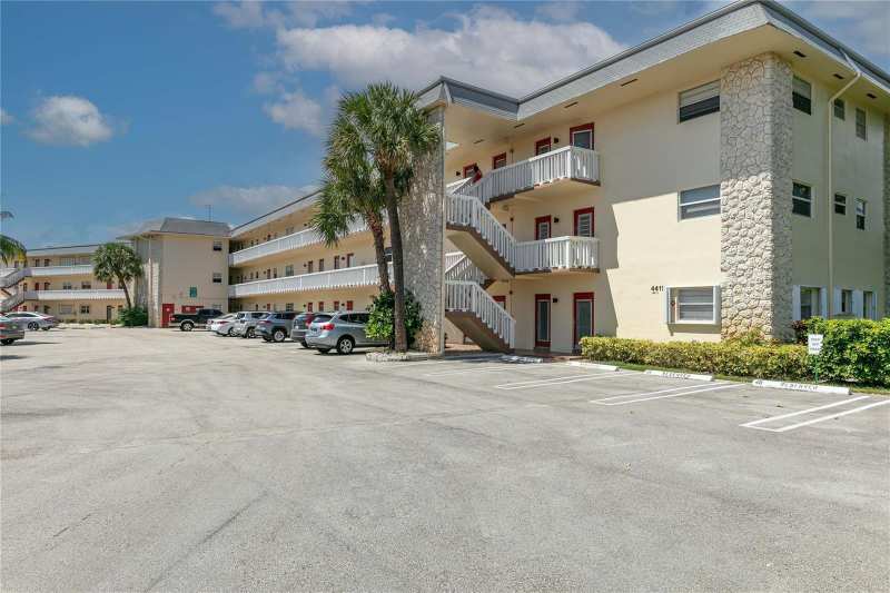 4411 NW 16TH Street # F109, Lauderhill FL 33313