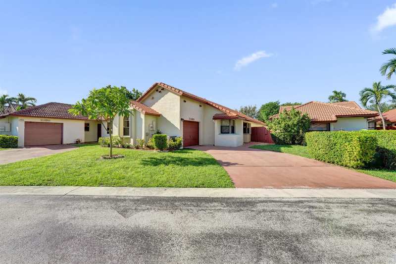 11330 SW 8th Place, Pembroke Pines FL 33025