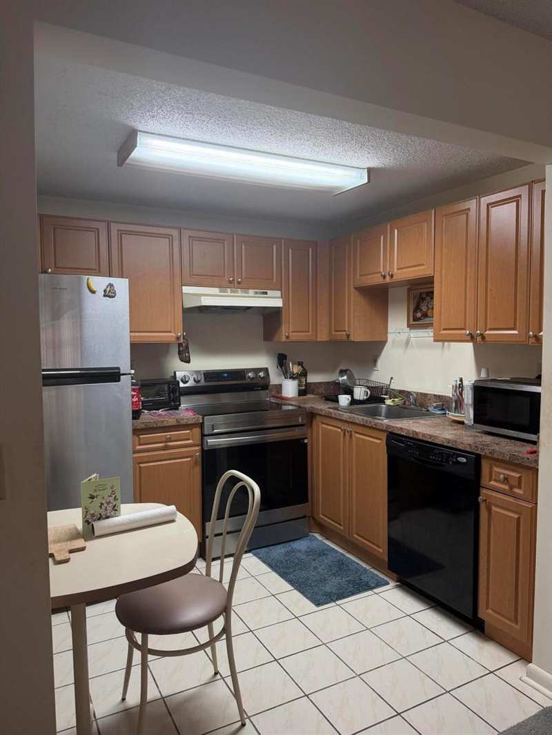 17 Burgundy A, Delray Beach FL 33484