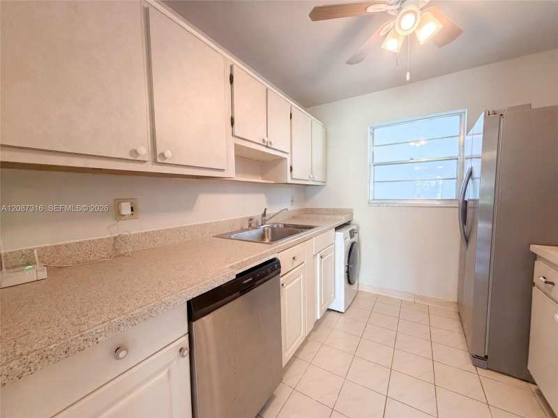 400 SW Golfview Ter # 112, Boynton Beach FL 33426