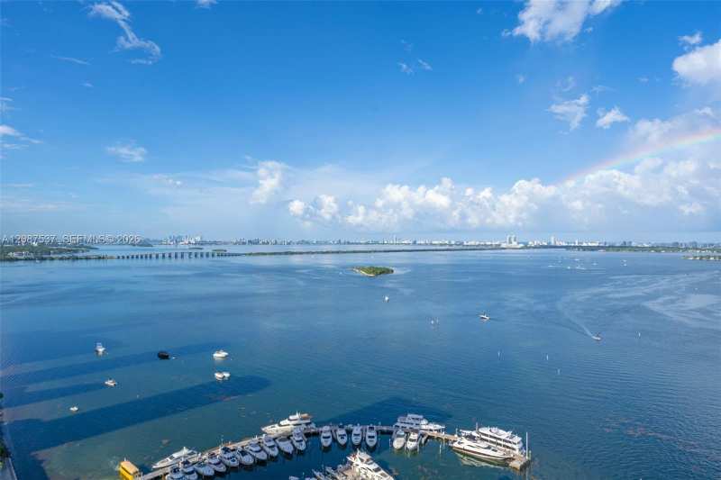 555 NE 15th St # D, Miami FL 33132