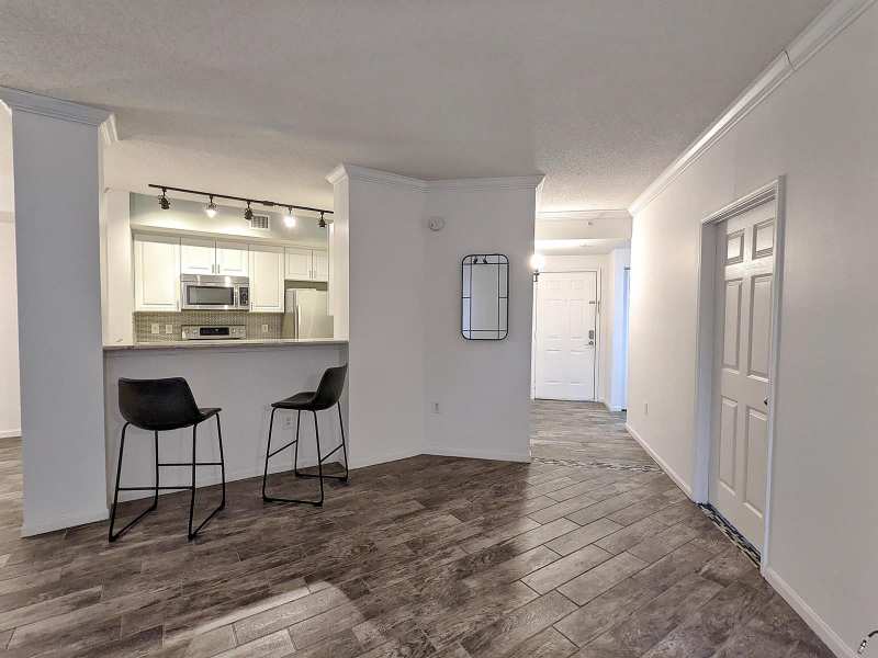 630 S SAPODILLA Avenue # 308, West Palm Beach FL 33401