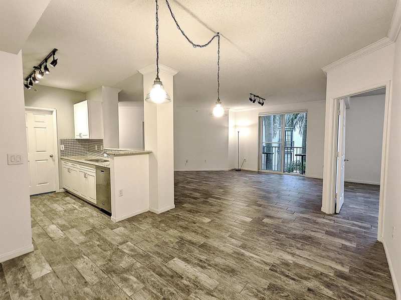 630 S SAPODILLA Avenue # 308, West Palm Beach FL 33401
