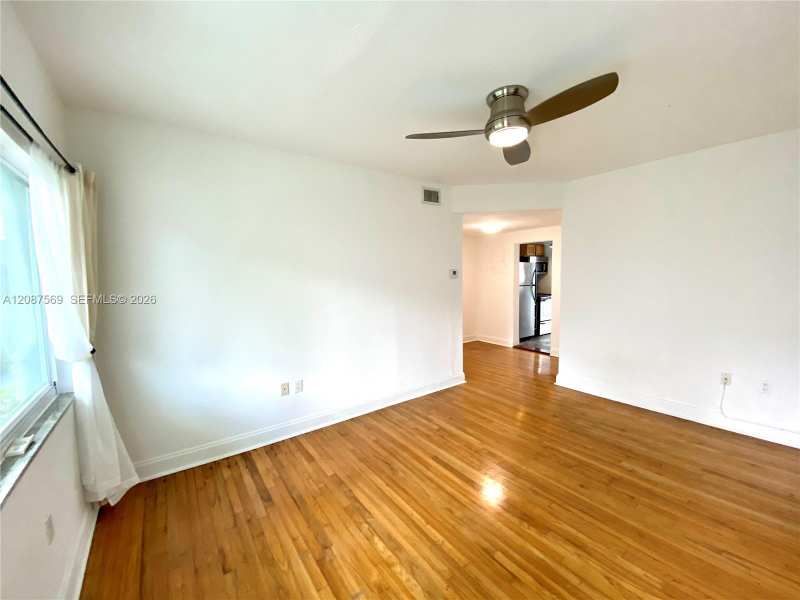7207 Bay Dr # 9, Miami Beach FL 33141