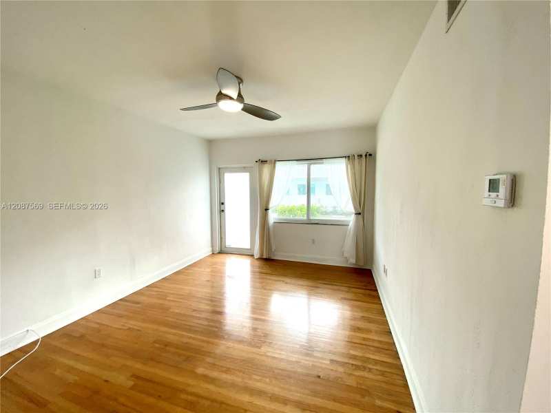 7207 Bay Dr # 9, Miami Beach FL 33141