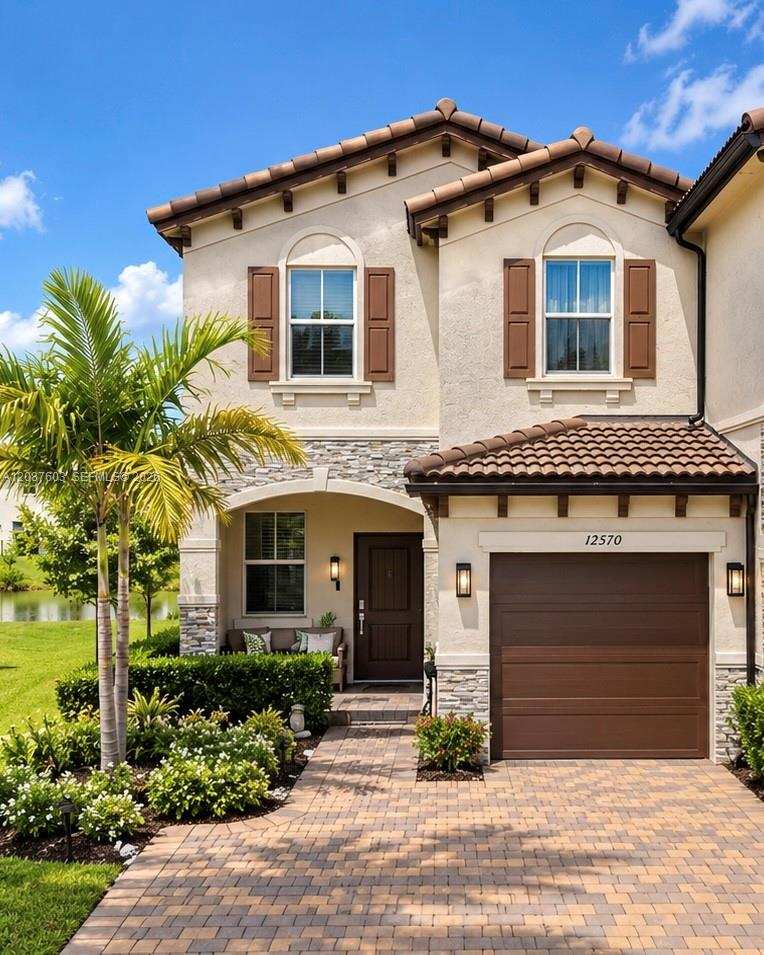 12570 NW 22nd Pl, Miami FL 33167