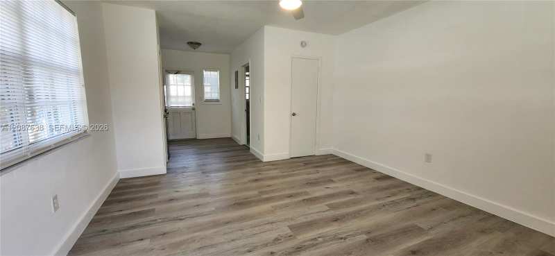 930 SW 4th Ave # 3, Miami FL 33130