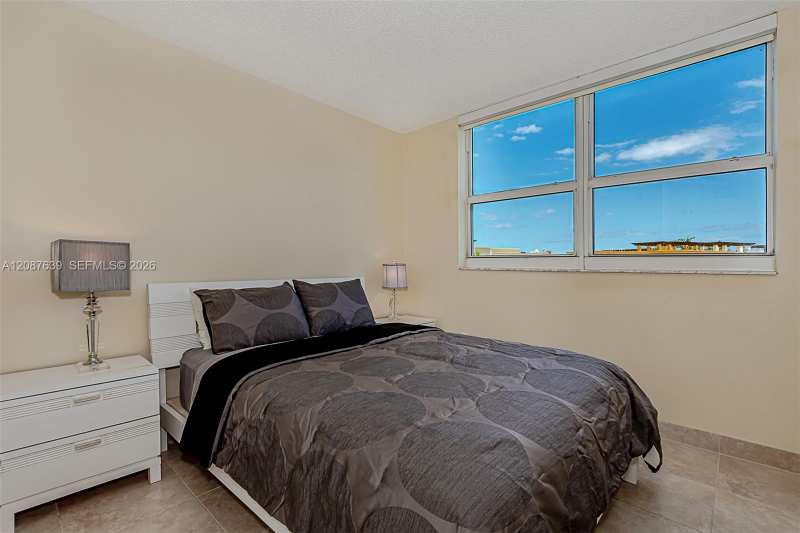 90 Alton Rd # 501, Miami Beach FL 33139