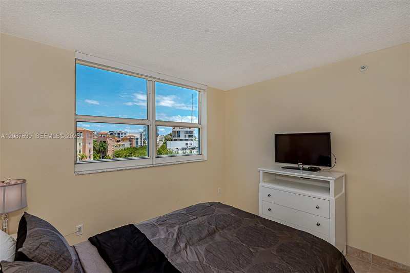 90 Alton Rd # 501, Miami Beach FL 33139