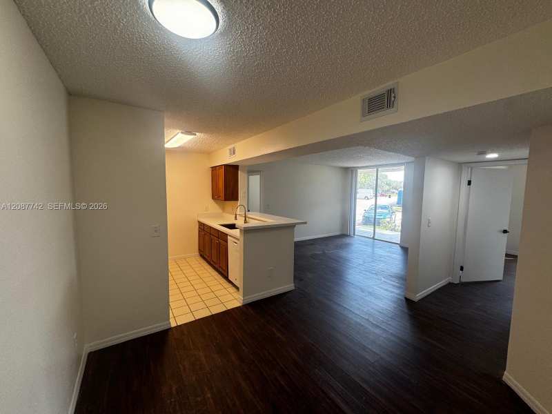 3995 W Mcnab Rd # B110, Pompano Beach FL 33069