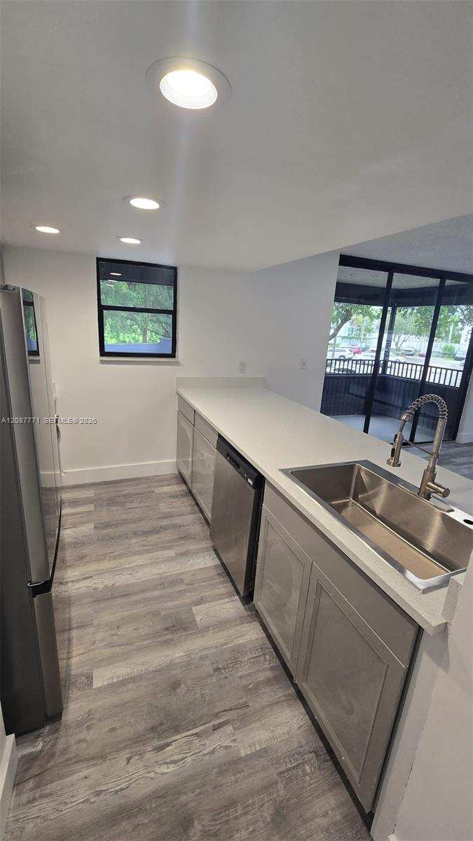 16220 NW 2nd Ave # 211, Miami FL 33169