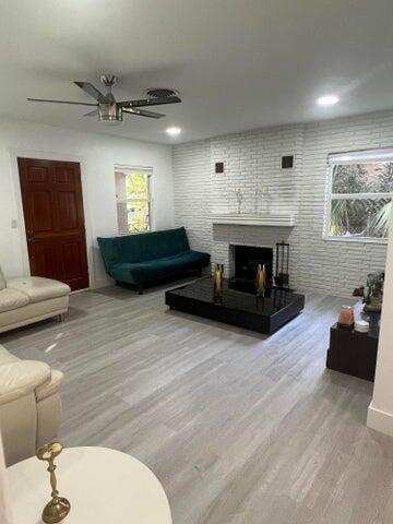 291 E Boca Raton Road, Boca Raton FL 33432