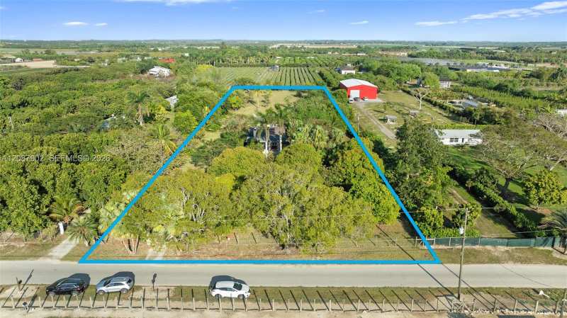 37255 SW 214th Ave, Homestead FL 33034