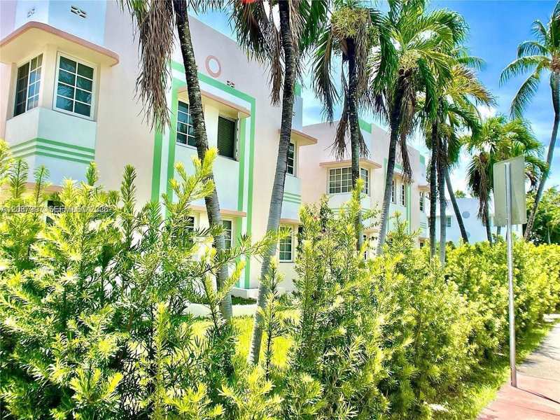 540 15th St # 204, Miami Beach FL 33139
