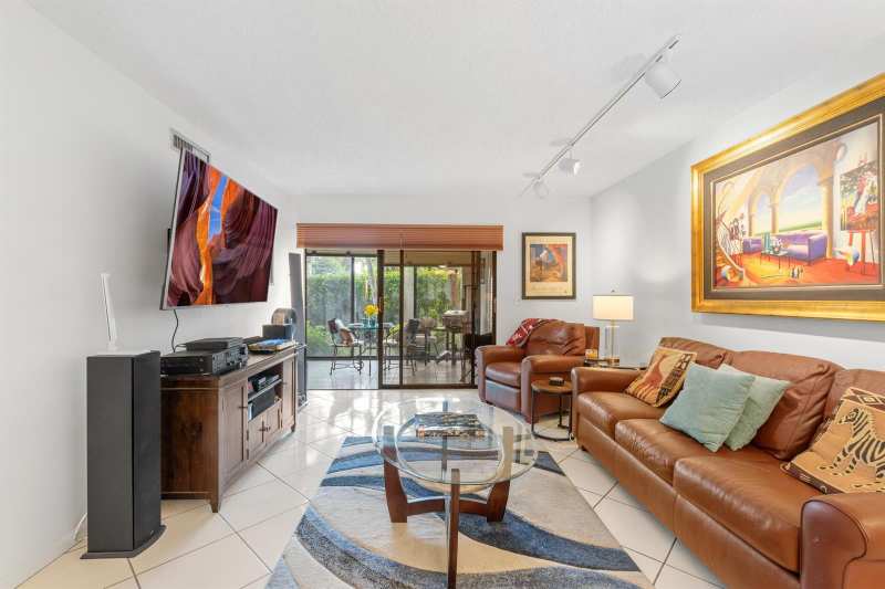 10110 CEDAR POINT Boulevard # 104, Boynton Beach FL 33437
