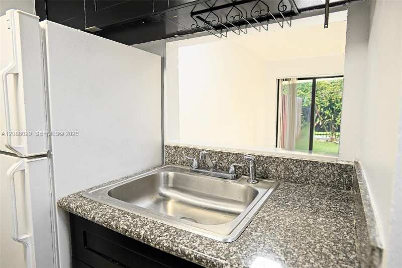 4271 NW 11th St # 2, Miami FL 33126