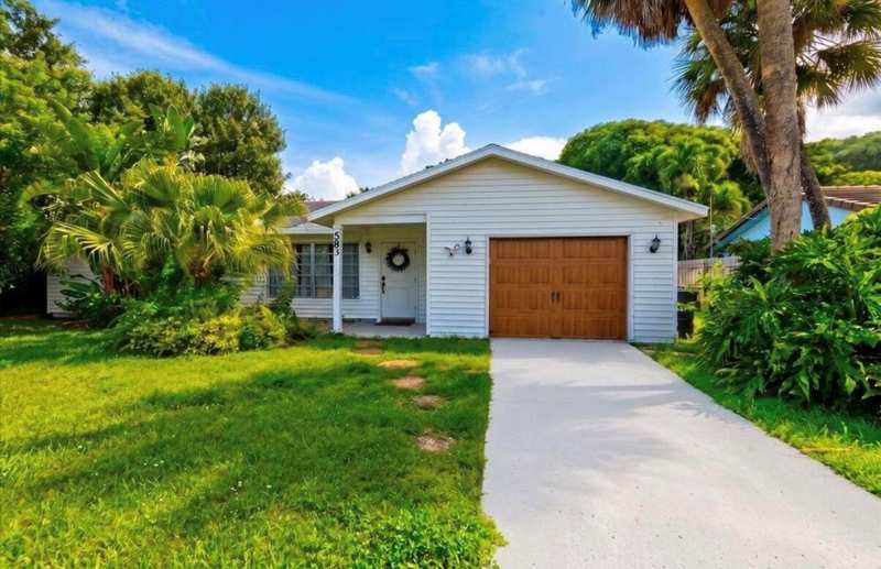 583 NW 12TH Terrace, Boca Raton FL 33486