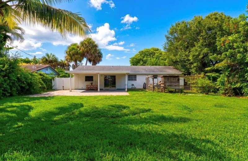 583 NW 12TH Terrace, Boca Raton FL 33486
