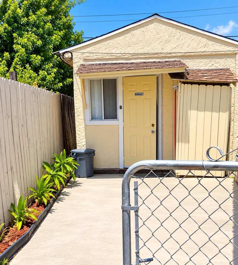 724 W 3RD Street, Riviera Beach FL 33404