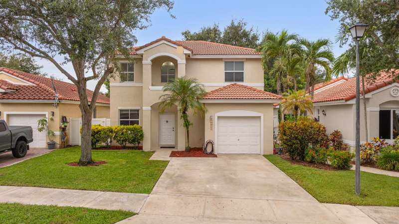 15266 SW 49TH Street, Davie FL 33331
