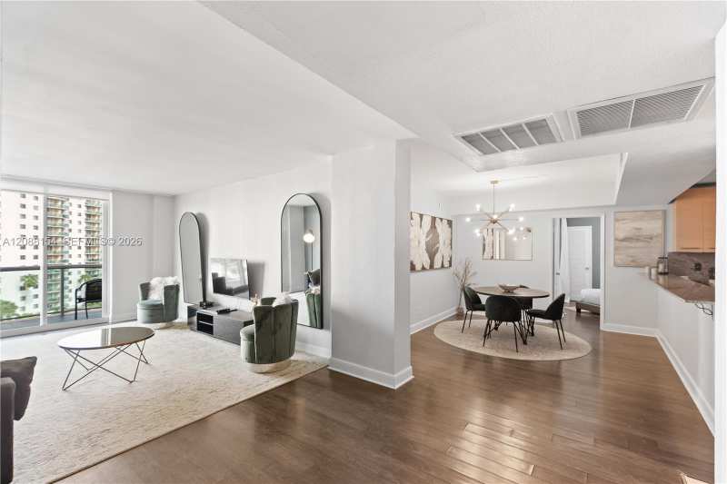 19370 Collins Ave # 816, Sunny Isles Beach FL 33160