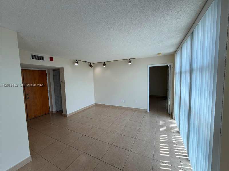 11780 SW 18th St # 2, Miami FL 33175