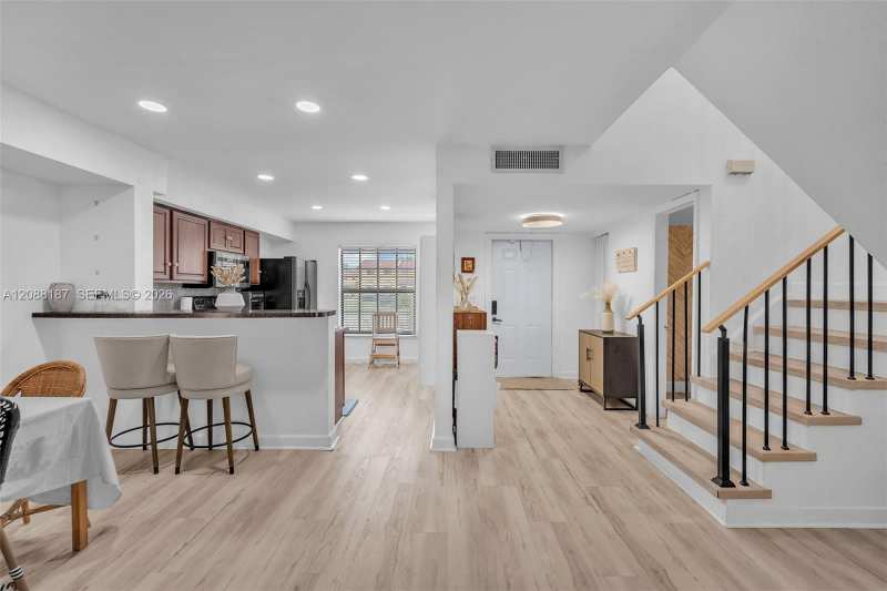 2771 NW 47th Ln # 2905, Lauderdale Lakes FL 33313