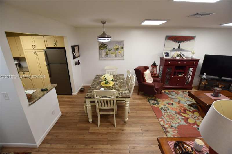 2941 Crosley Dr W # H, West Palm Beach FL 33415