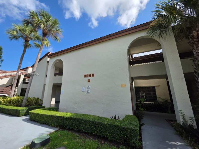 9060 SW 125th Ave # C202, Miami FL 33186