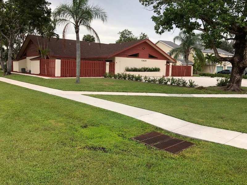 13825 YARMOUTH Drive # D, Wellington FL 33414