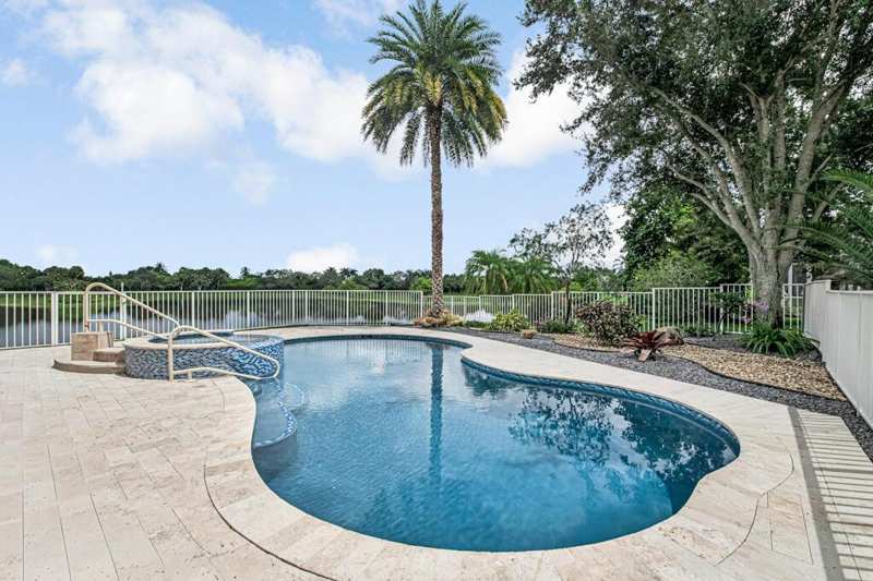 6525 MURANO Way, Lake Worth FL 33467