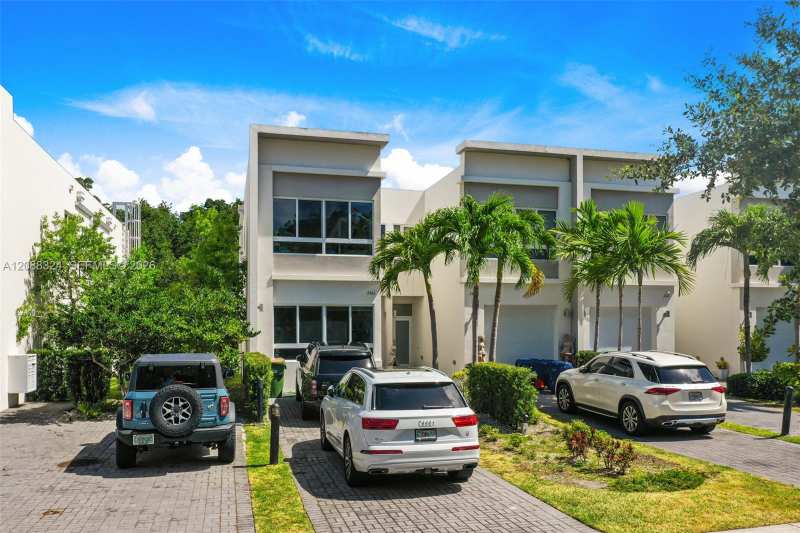 PARKVIEW VILLAS REPLAT