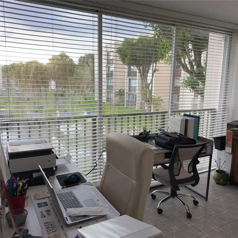 9431 SW 4th St # 206, Miami FL 33174
