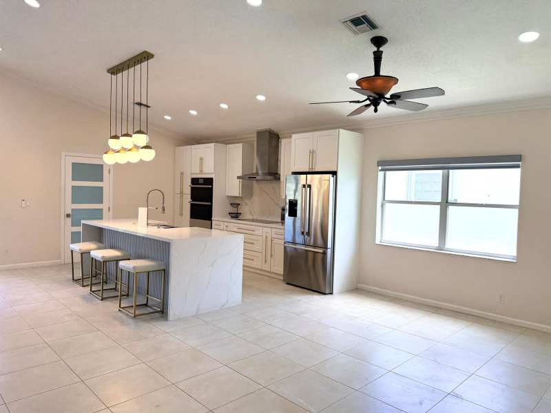 12390 BONEVENTURE Drive, Boynton Beach FL 33437