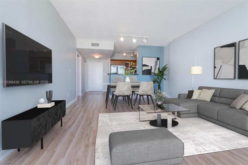 335 Biscayne Blvd # 3904, Miami FL 33131