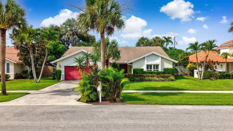 435 MOHAWK Lane, Boca Raton FL 33487