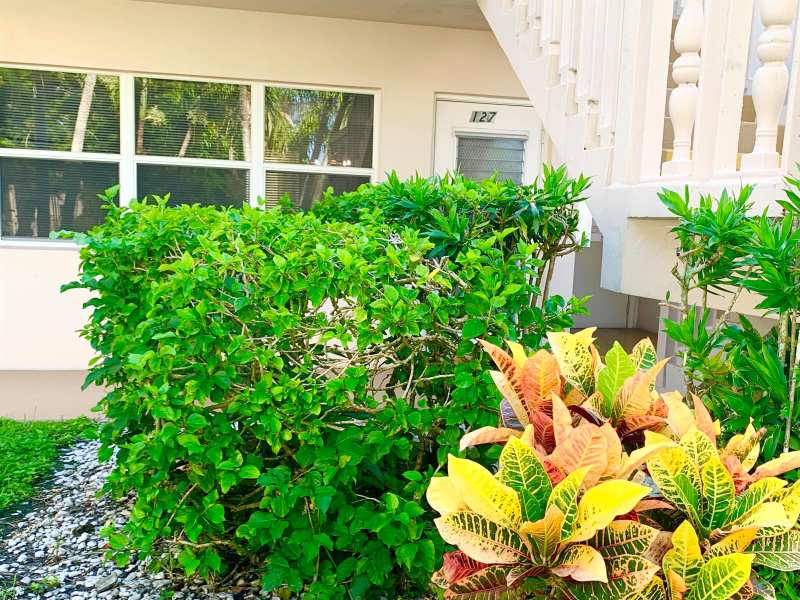 127 Waltham F, West Palm Beach FL 33417
