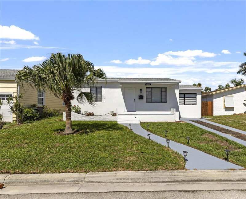 1227 N OCEAN BREEZE, FL 33460