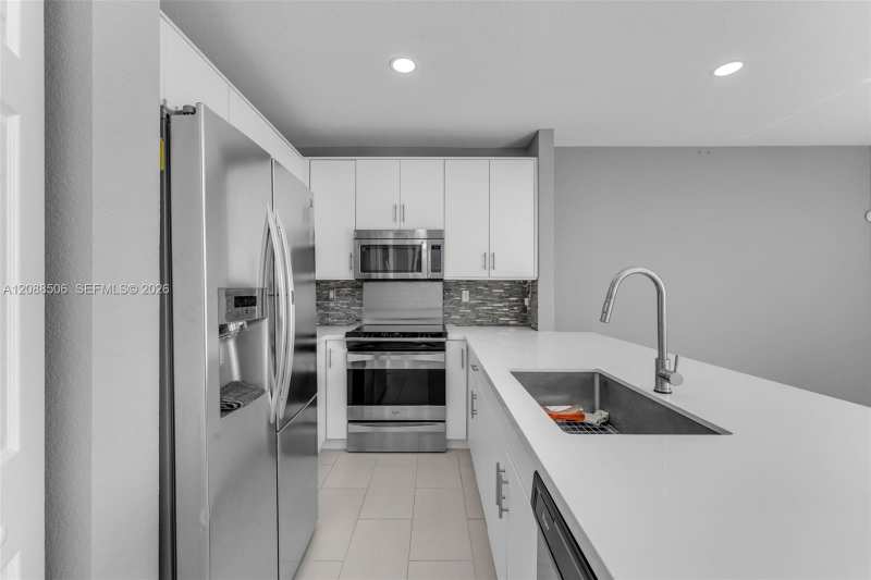 967 NE 42nd Ave, Homestead FL 33033