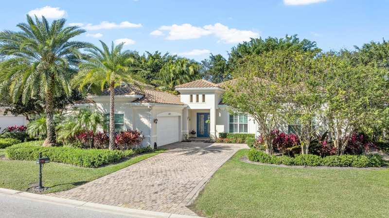 12211 SUNNYDALE Drive, Wellington FL 33414