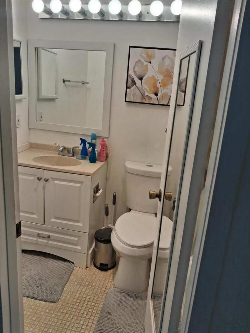 205 Fanshaw E, Boca Raton FL 33434