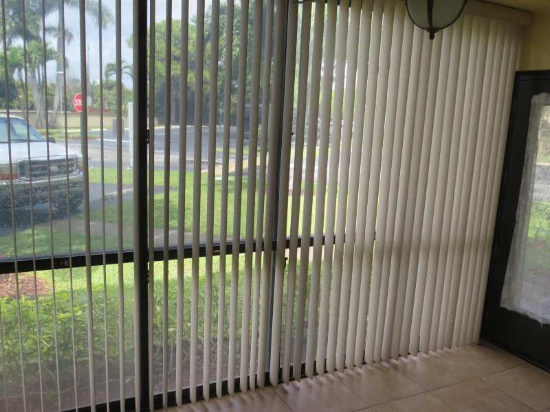335 PINE RIDGE Circle # 1, FL 33463